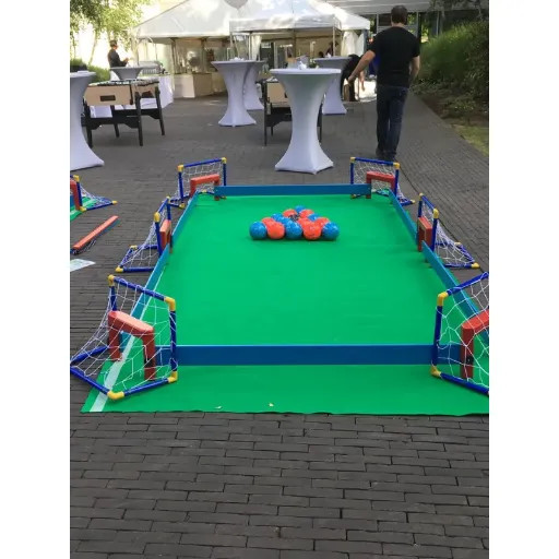 4 Poolfoot / Billard 4x2m avec ballons de foot location - animakids.lu Luxembourg