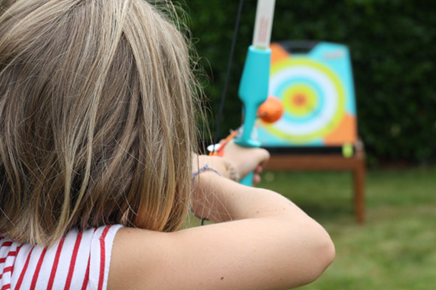 Tir a l arc enfant 4 cibles + 4 arcs + 12 fleches location - animakids.lu Luxembourg
